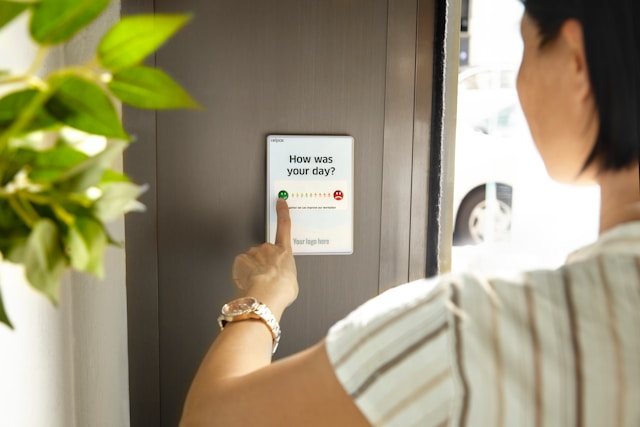 Comment StaffBase utilise l'IA pour améliorer son expérience utilisateur